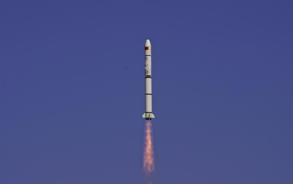 长征二号丙运载火箭图片