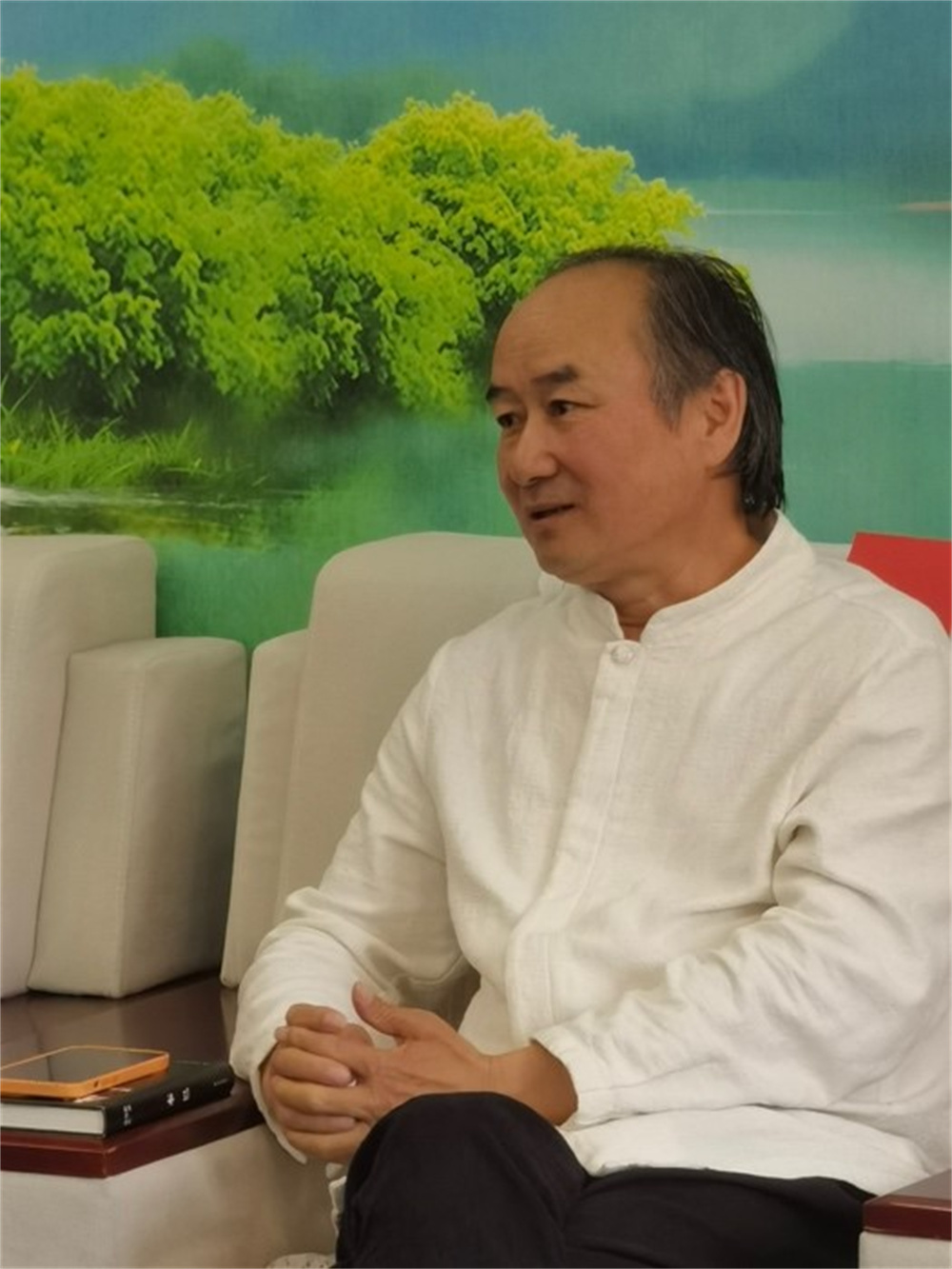 请文学来到大地上刘亮程一个人的村庄将打造文学景区