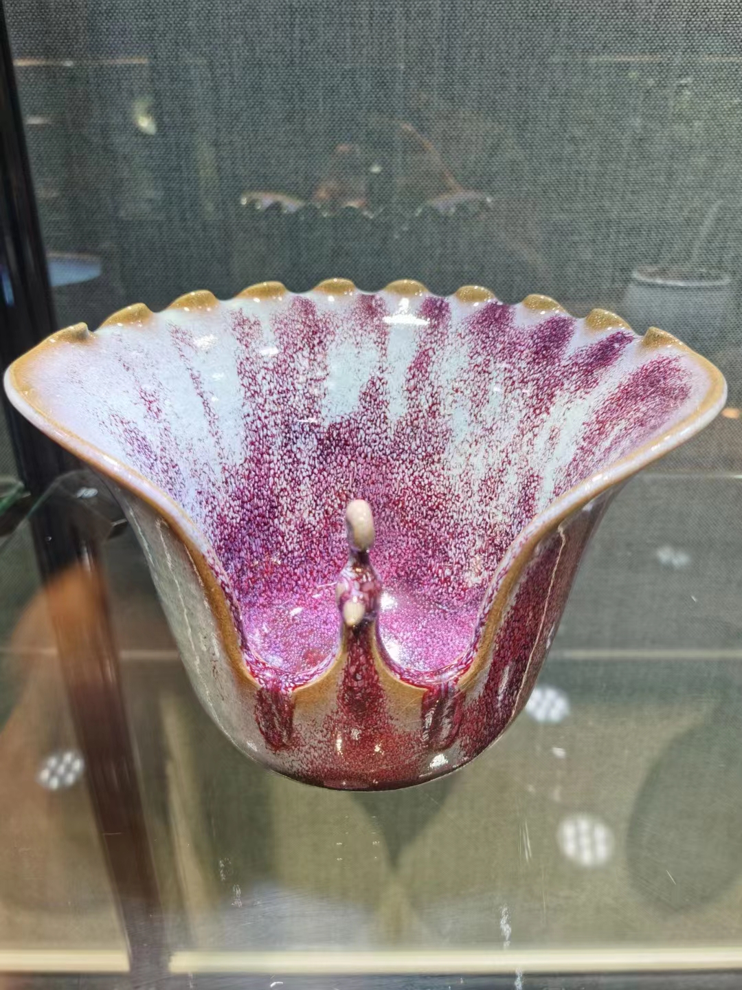 "入窑一色,出窑万彩",80余件钧瓷精品在沪展出|钧瓷_新浪财经_新浪网