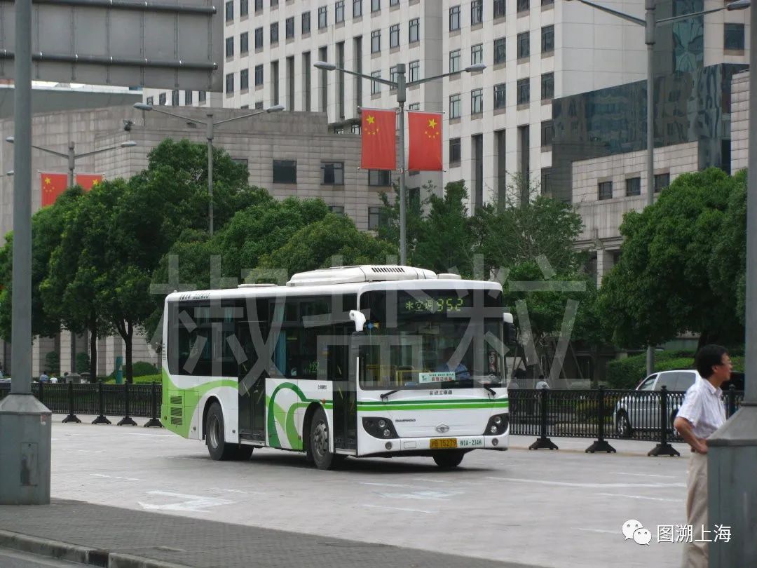 【记忆】四十七年前的"礼物":上海公交高峰线"鼻祖"——201路(附203路