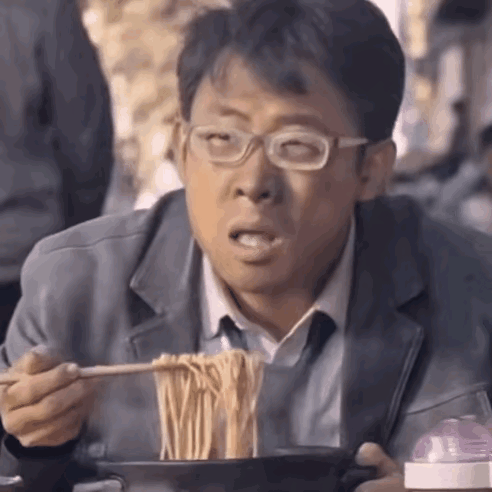 事实证明,45岁的张译,已在成为"演技派"演员的歧路上越走越远