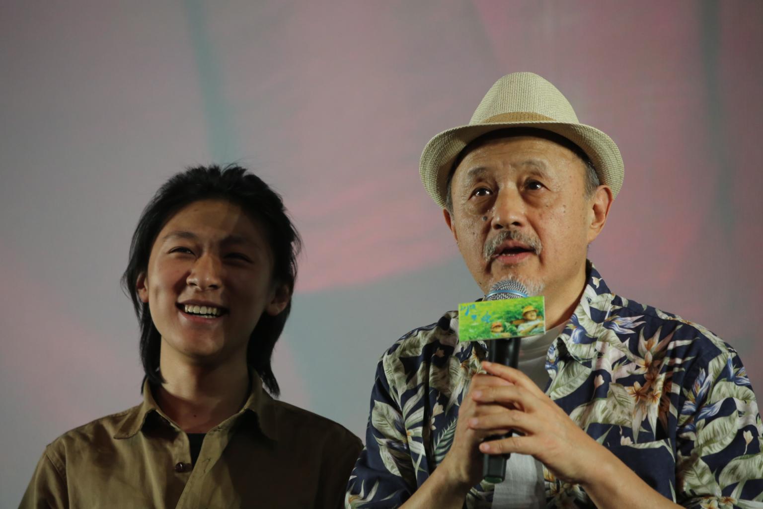 《川流不“熄”》北京首映,讲述祖孙俩的天伦之旅