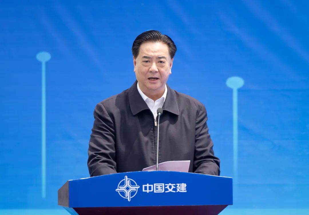 开工仪式上,华中科技大学党委书记李元元致辞.通讯员李岿 摄