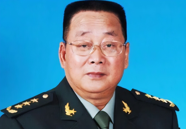 上将廖锡龙:虽资历平平,但却是对越作战中少有的表现出色的将领__财经