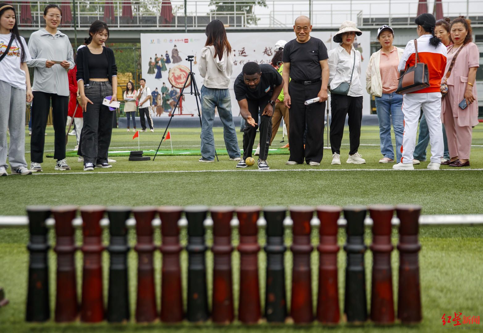 蹴鞠、射艺、锤丸……穿越时光迎大运,成都举办了一场古代运动会|成都市|四川省|鲁家滩湿地公园|文化|公园_新浪新闻