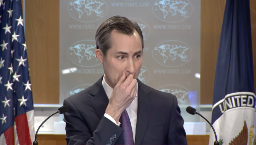 22日,美国国务院发言人马修·米勒在新闻发布会上答记者问视频截图