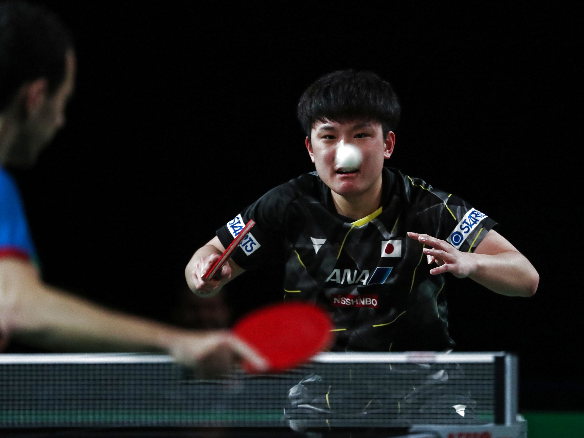 乒乓球——世乒赛:日本选手张本智和晋级八强