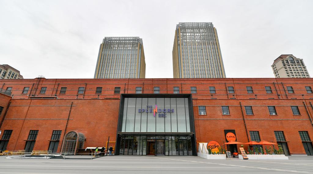 图为天津金茂汇购物中心.新华社记者 孙凡越 摄