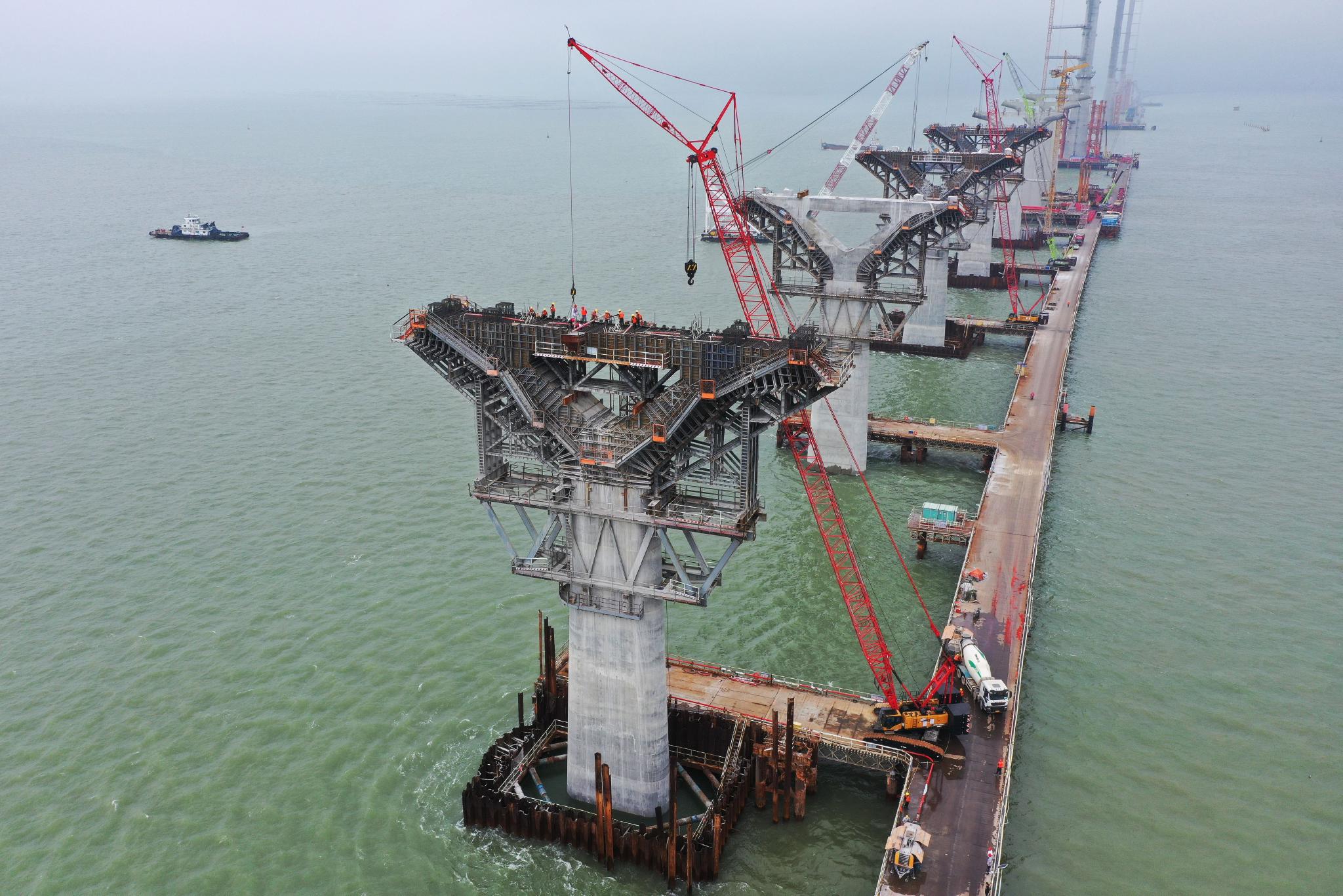 黄茅海通道项目整幅式ty型桥墩全部完工. 中铁大桥局供图