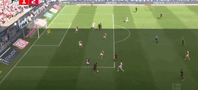 穆西亚拉为拜仁锁定胜局。