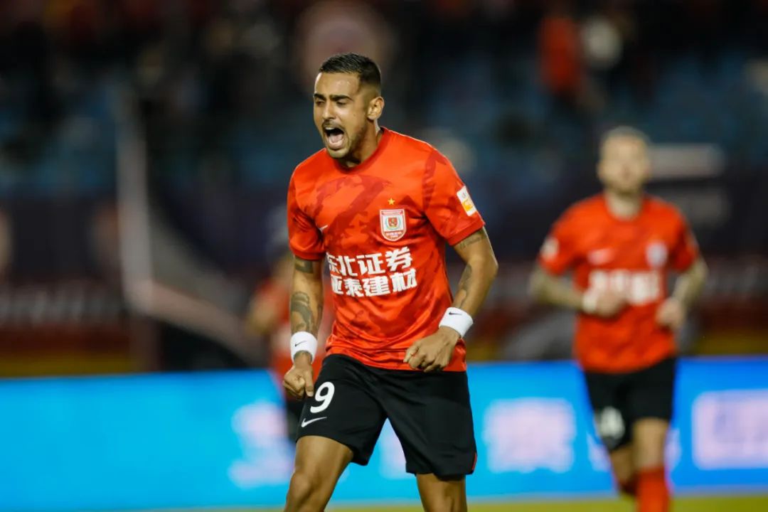 专访莱昂纳多希望拿金靴奖但首要目标是帮亚泰进亚冠