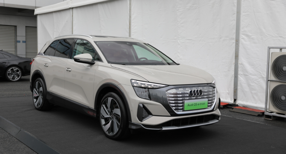 续航560公里豪华纯电中大型suv奥迪q5etron产品力十足