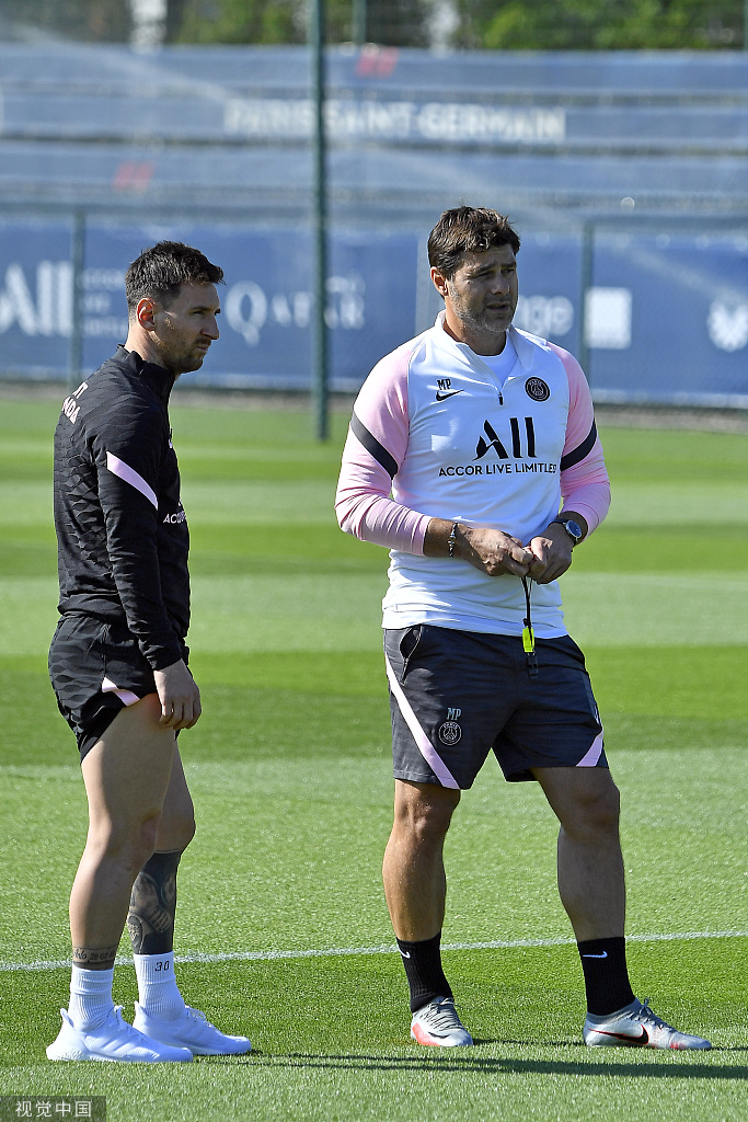 波切蒂诺的上一份工作是在大巴黎执教梅西.