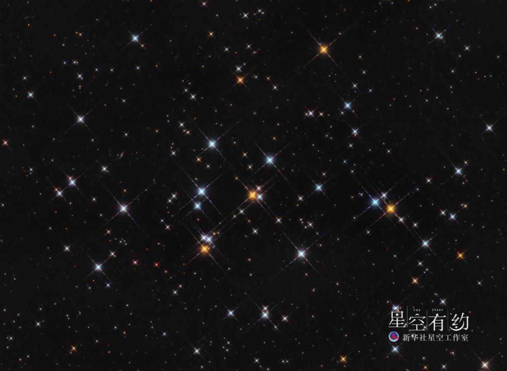 北京市天文摄影爱好者王辰2023年4月25日在河北省张家口市拍摄的蜂巢