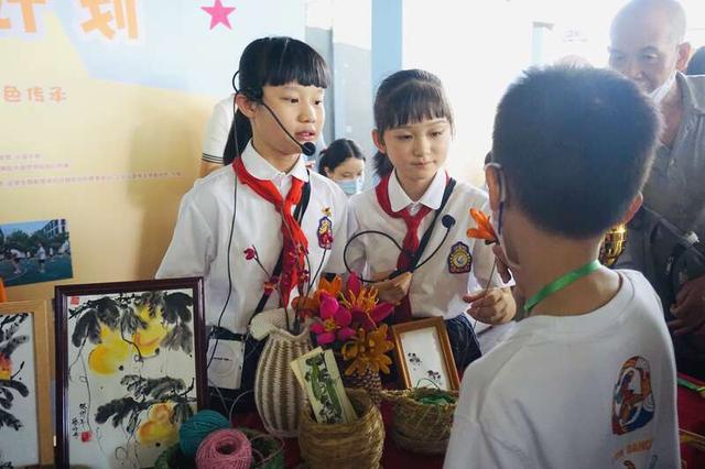 广州市少先队活动项目展示现场。黄心琳/摄