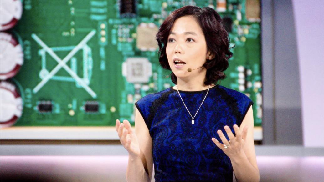 李飞飞荣耀背后的故事:工作日读书,周末经营干洗店攒学费_手机新浪网