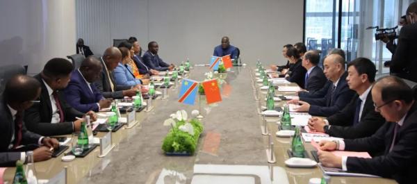 来华访问的刚果（金）总统齐塞克迪一行到访洛阳钼业上海管理总部