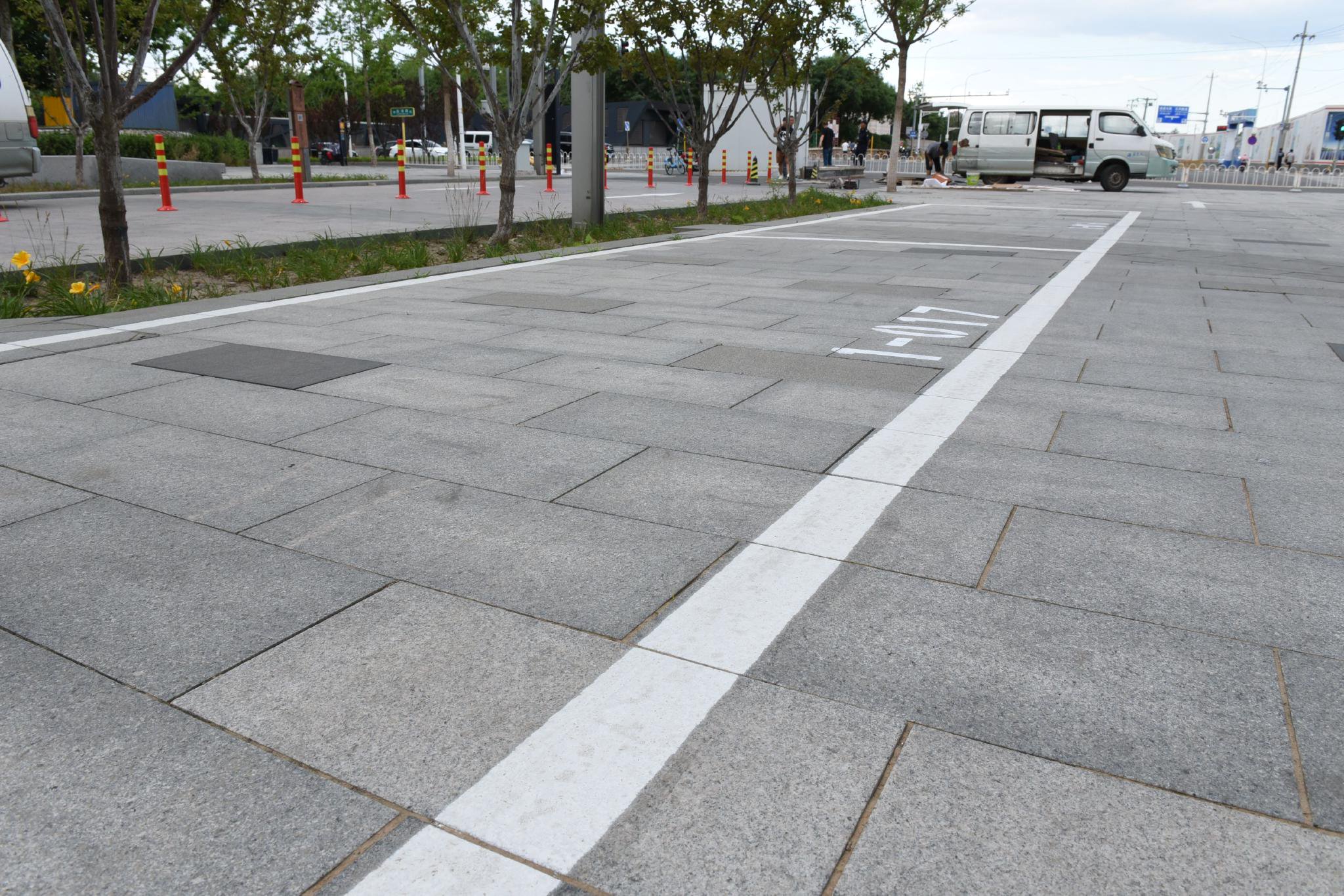 运河商务区首批6处临时停车区将投用|停车位_新浪财经_新浪网