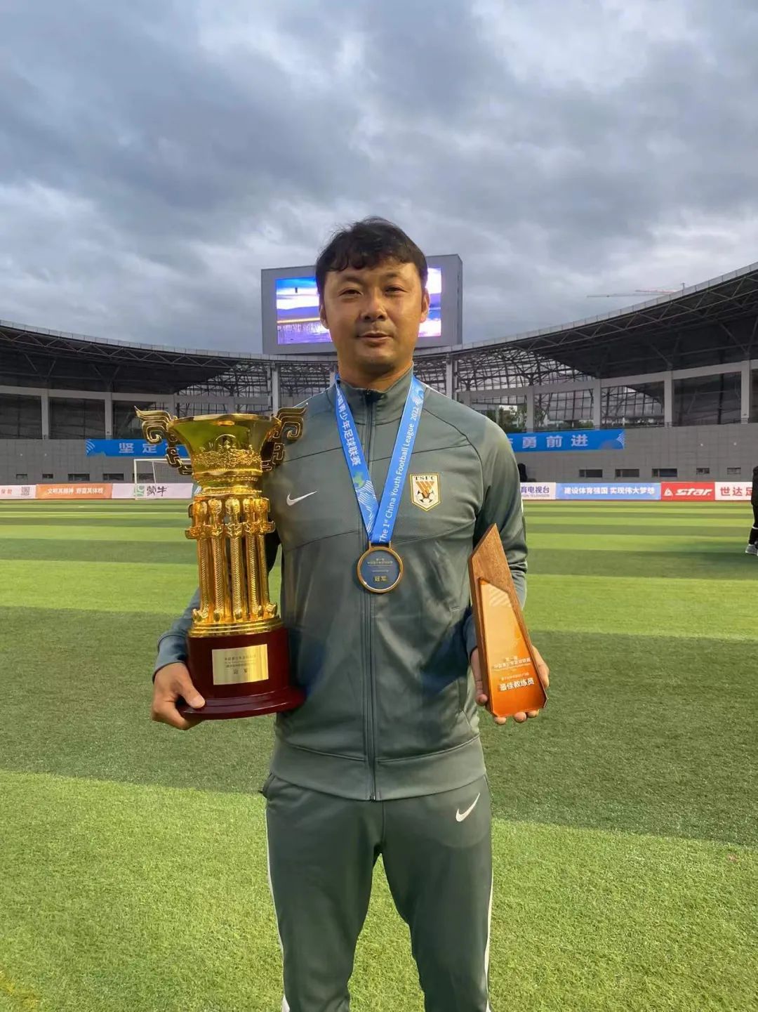 专访汪强带球员成长的过程会有满足感会收获快乐