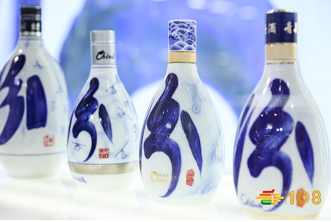 在董宇辉的直播间，我们看到了一个什么样的汾酒？__财经头条