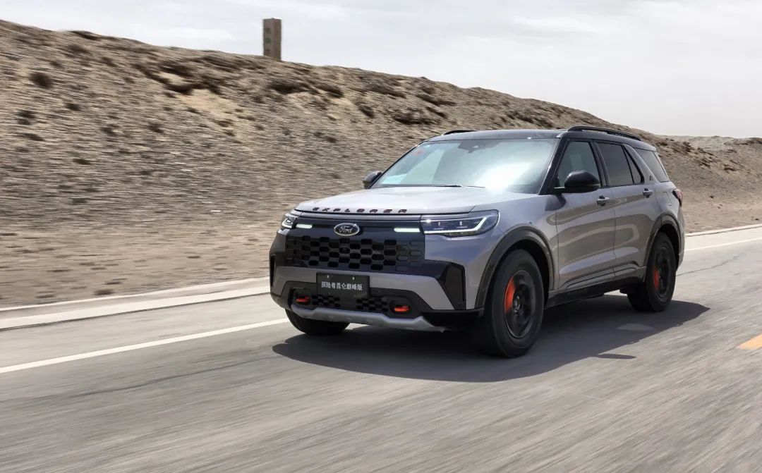 豪华越野可以兼得探险者昆仑巅峰版才是一步到位的穿越神器