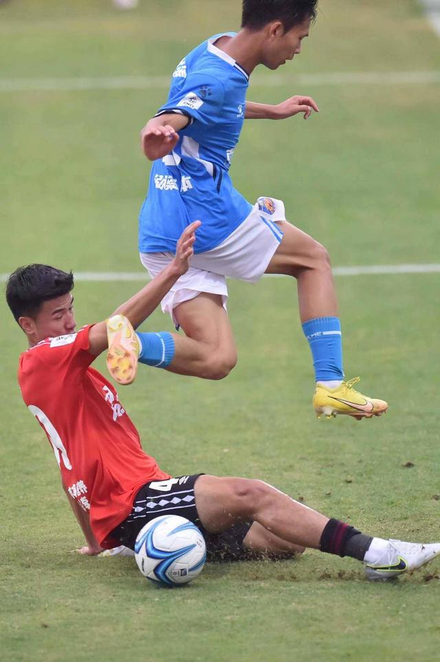 本场比赛精彩瞬间. 吴俊摄