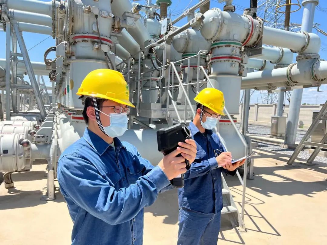 按照北京市委市政府工作部署,国网北京市电力公司启动两级保障体系