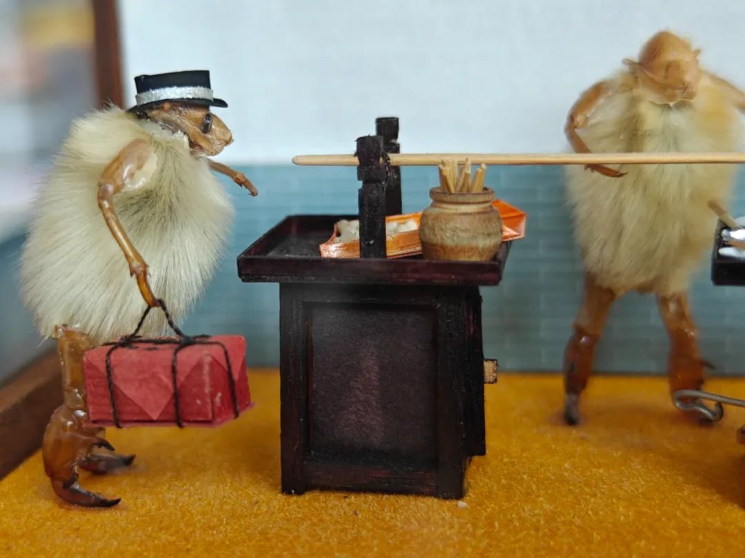 非遗毛猴作品.新华网记者 冉晓宁 摄