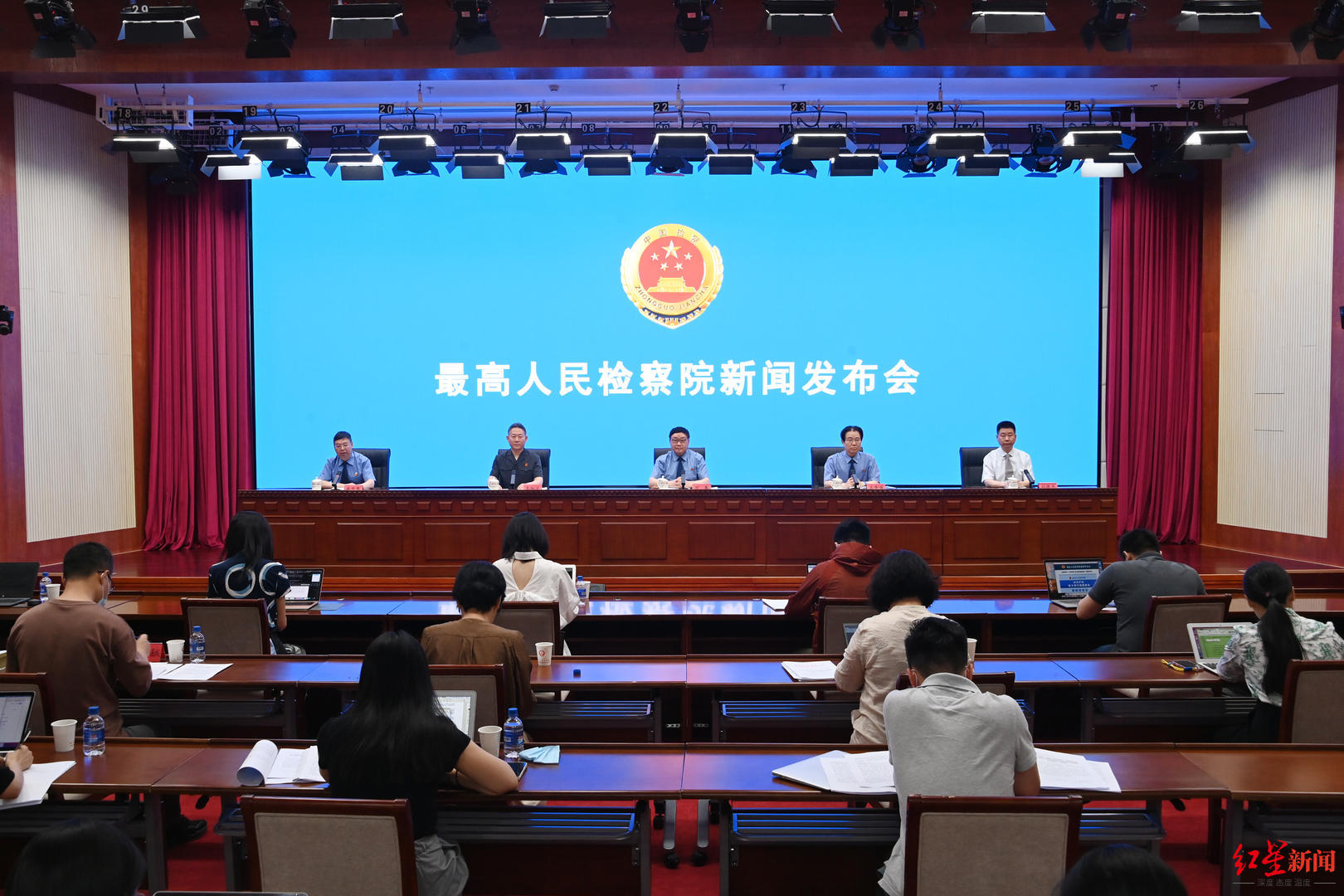 中国海警局答红星新闻：查处非法围填海、非法倾废等案件360余起，罚款2亿余元|海洋|生态环境保护|世界海洋日|最高人民检察院|生态环境_新浪新闻