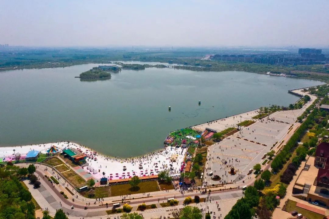 考生持准考证享入园门票10元优惠天塔湖风景区凭学生证(本一以下)可享