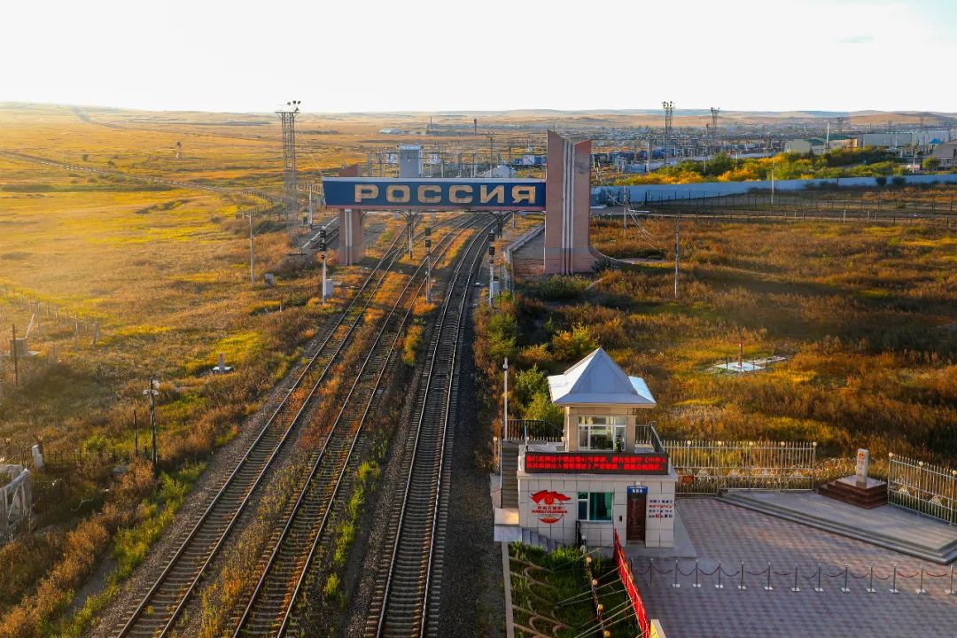 中俄西段边界图片