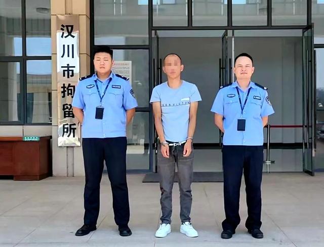 5月29日,汉川市公安局城关派出所在市局一体化作战中心的精准导侦以及