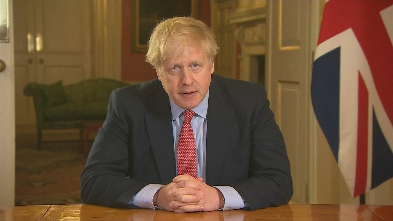 英国前首相约翰逊宣布辞去议员职务