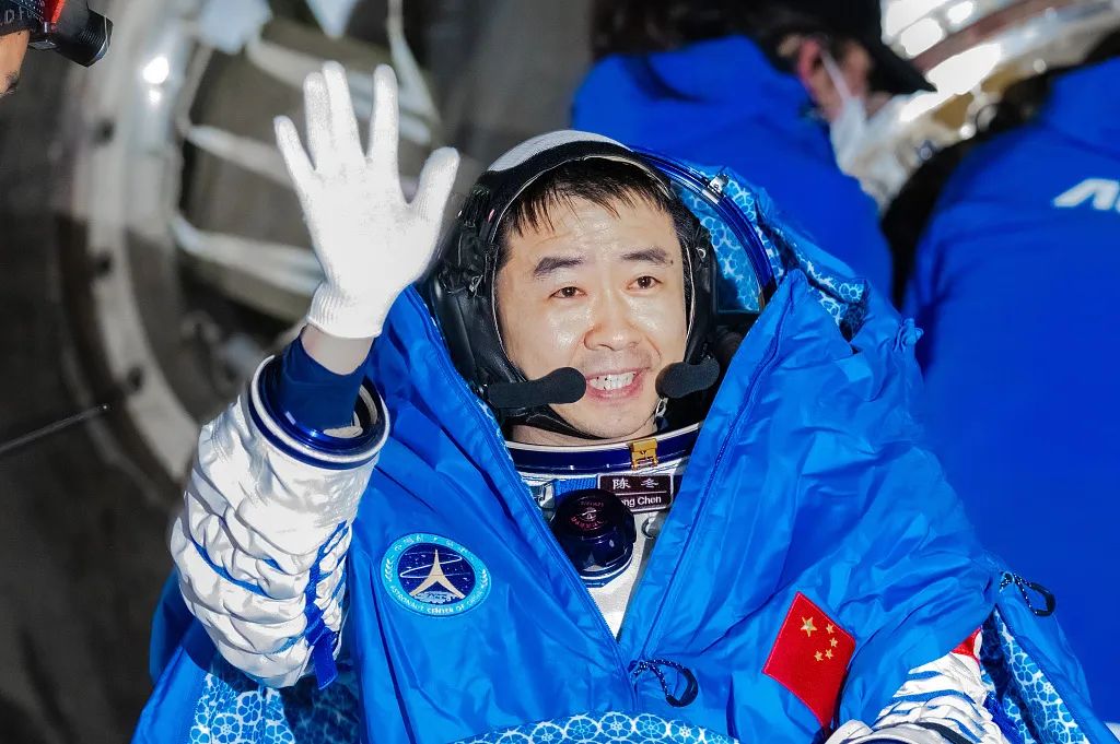 陈冬已任解放军航天员大队大队长|陈冬_新浪财经_新浪网