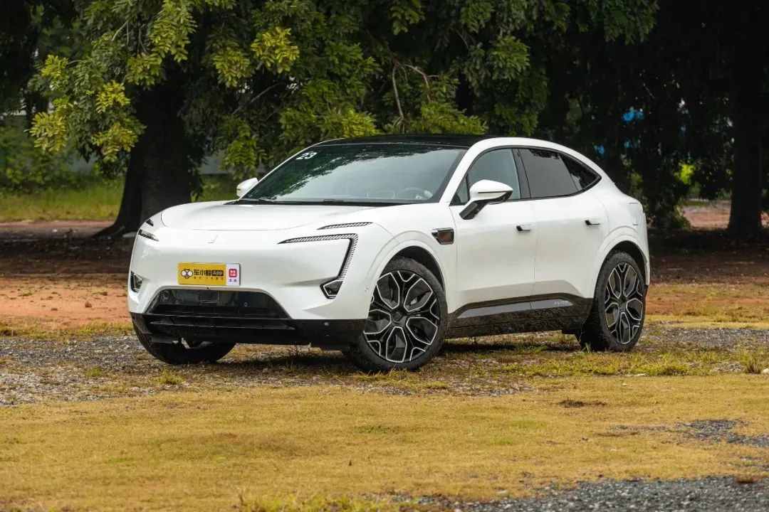 都是卷王，颜值逆天，实用科技一样不落