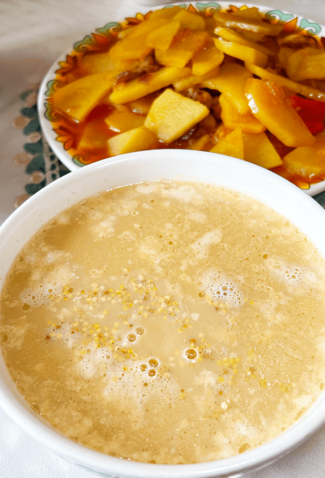 吃在新疆伊宁:奶茶,拌面,大列巴