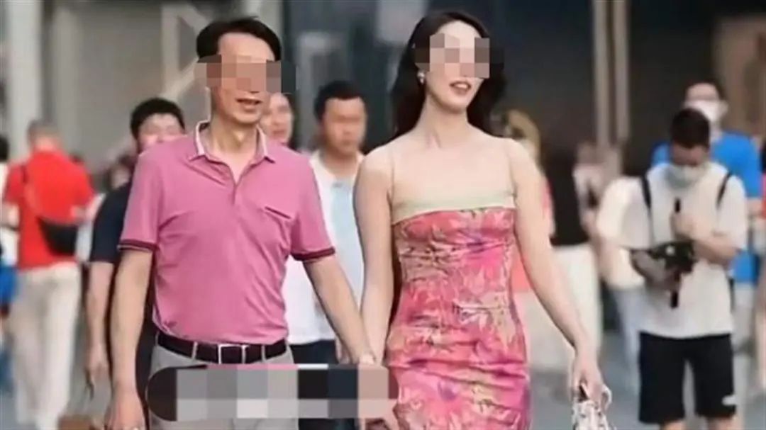 ▲街拍摄影师所拍视频截图