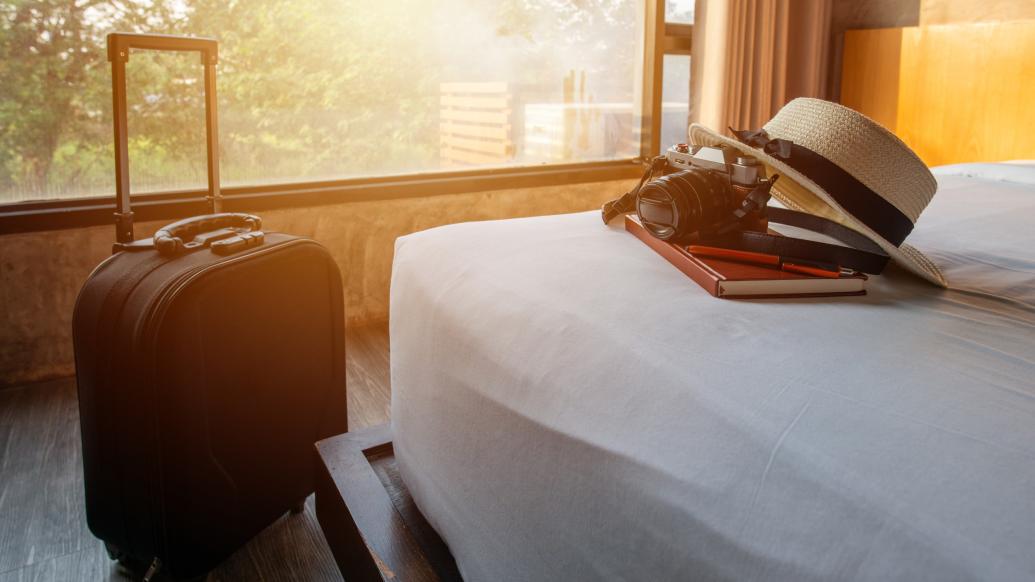 端午假期出游价格回落：出境游预订增12倍，“避暑游”提上日程