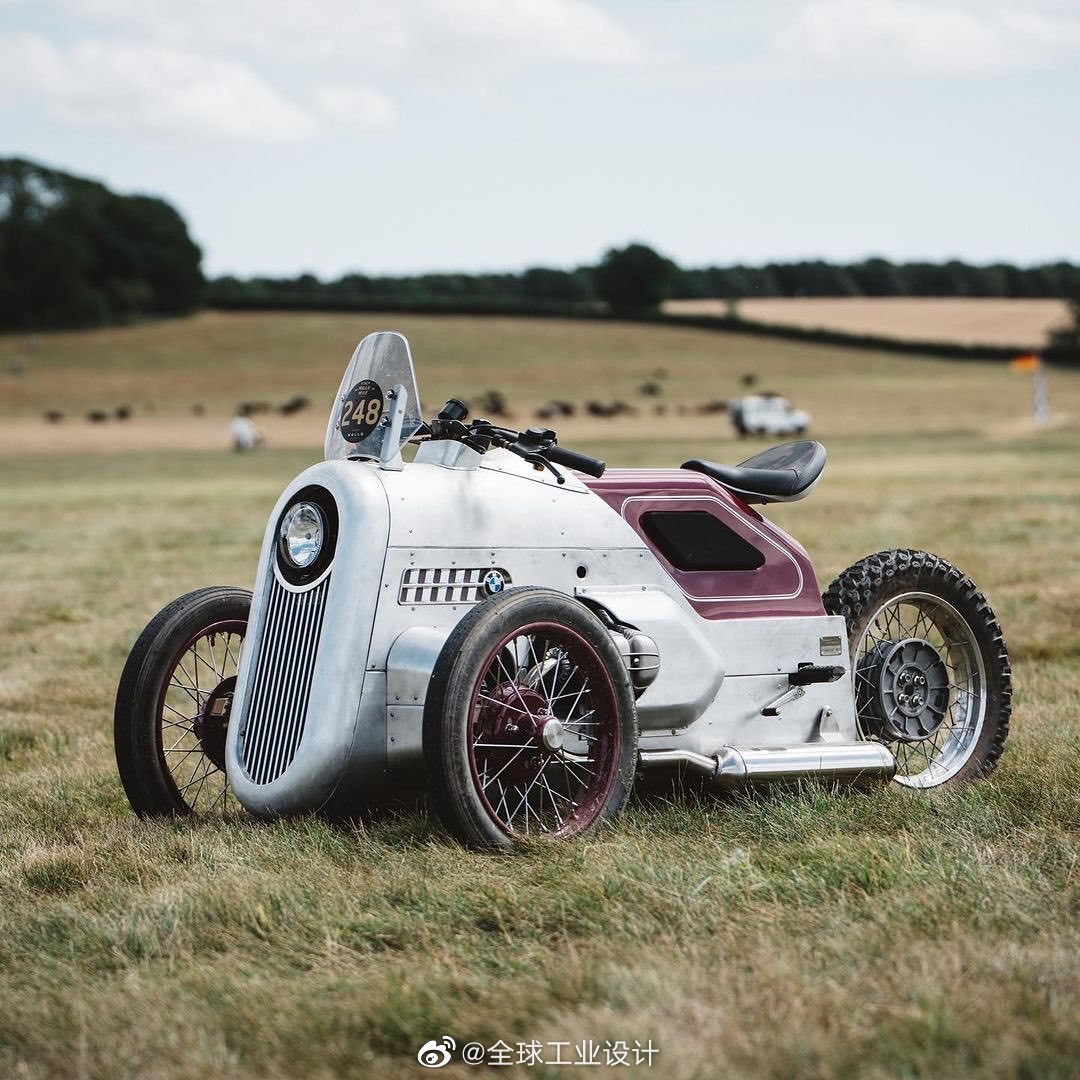 bmwtimcumpert蒸汽朋克三轮摩托车复古的外表依旧我行我素