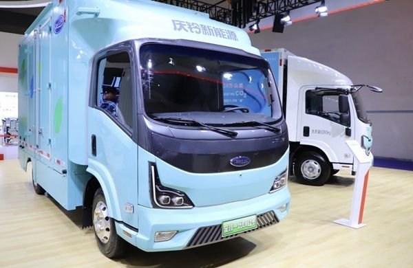 引领新能源商用车绿色发展庆铃汽车纯电轻卡evm600上市