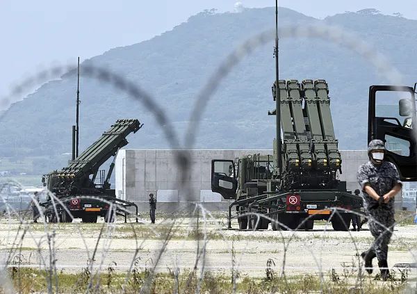 当地时间2023年6月2日,日本冲绳县石垣市,日本自卫队部署"爱国者-3"地