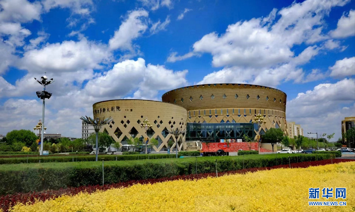 6月16日,内蒙古鄂尔多斯市康巴什区街景.新华网发(金华丰 摄)