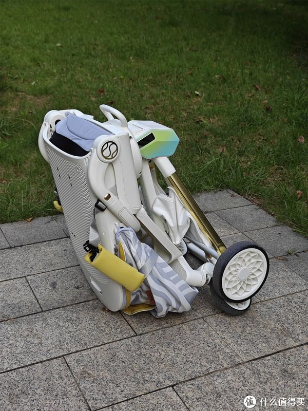 超高颜值的全功能婴儿车——帛琦(pouch)s6众测体验