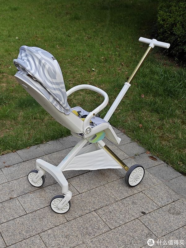 超高颜值的全功能婴儿车——帛琦(pouch)s6众测体验
