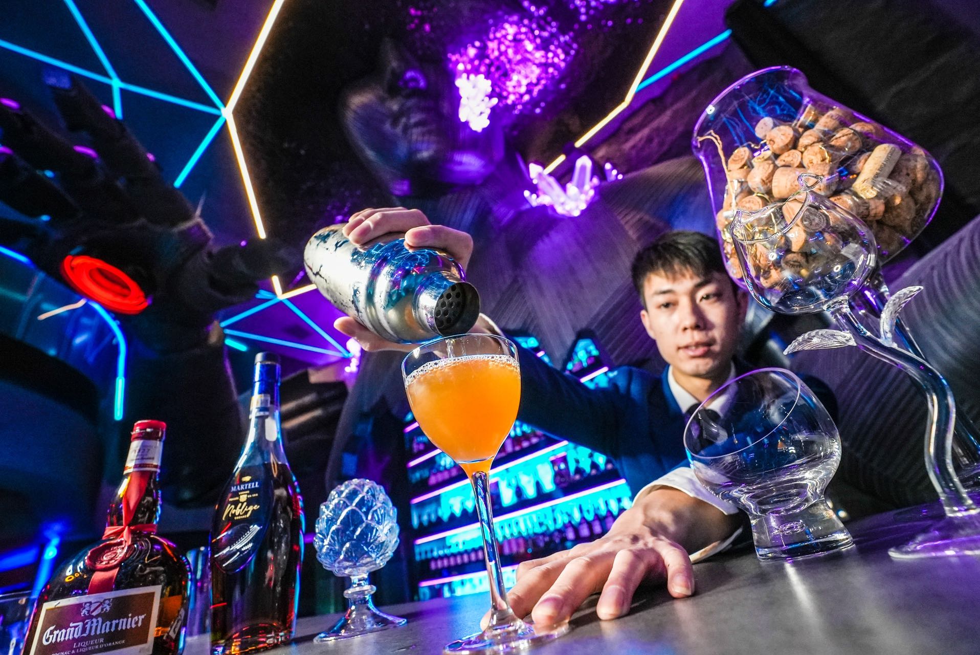 北京64家入选2023酒吧指南|北京市_新浪财经_新浪网