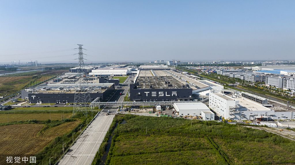 新城市志|捍卫"工业第一城",上海制造业未来怎么干?