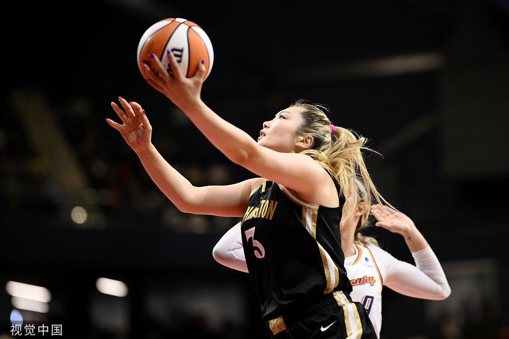 李梦拿下wnba生涯最高分.