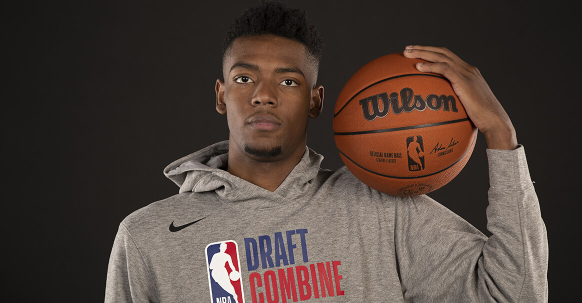 2023年NBA选秀球员之布兰登-米勒|米勒|布兰登_新浪新闻