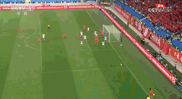 第60分钟，国足获得角球，蒋光太补射建功。