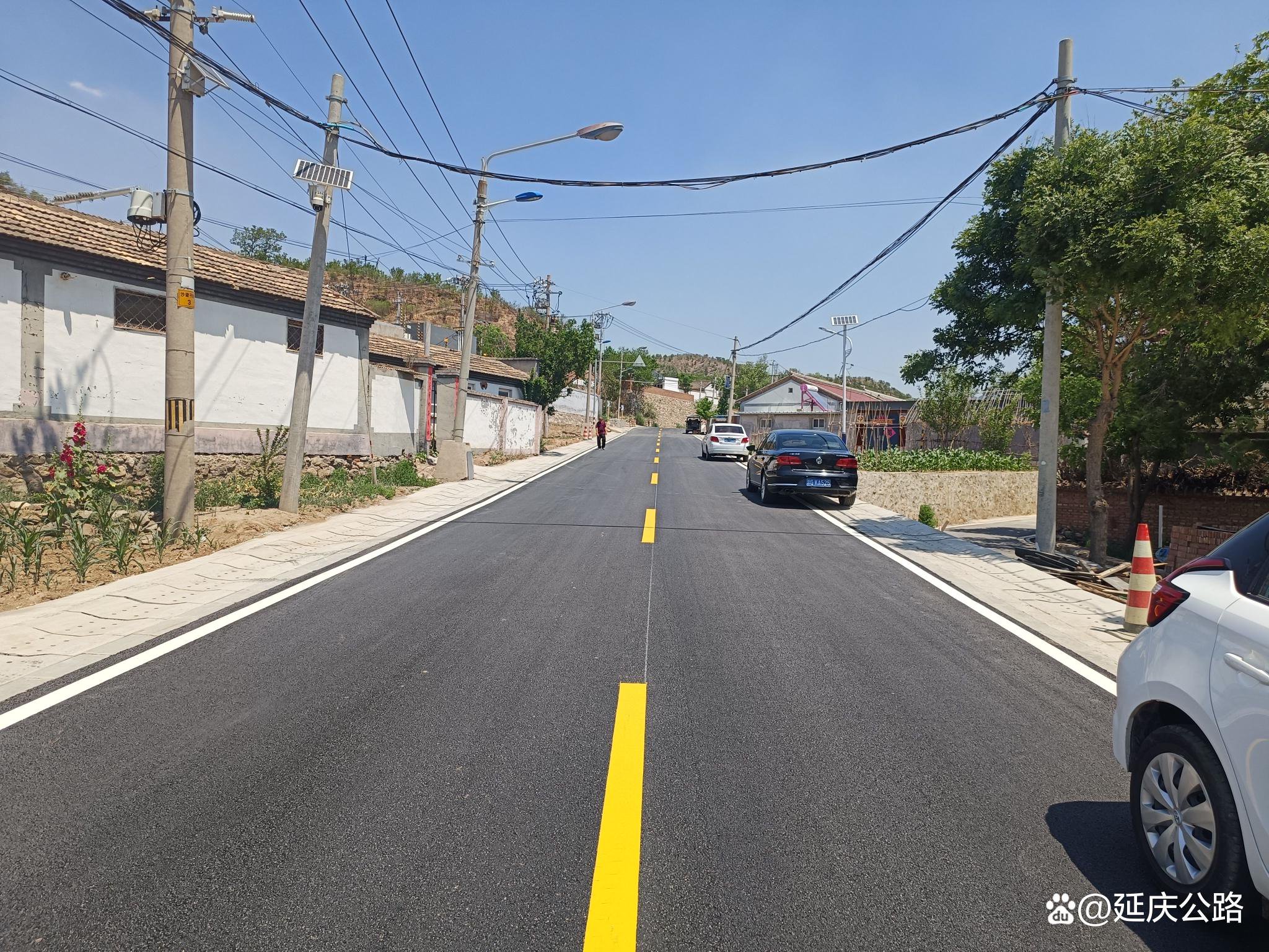 改造为盖板边沟排水